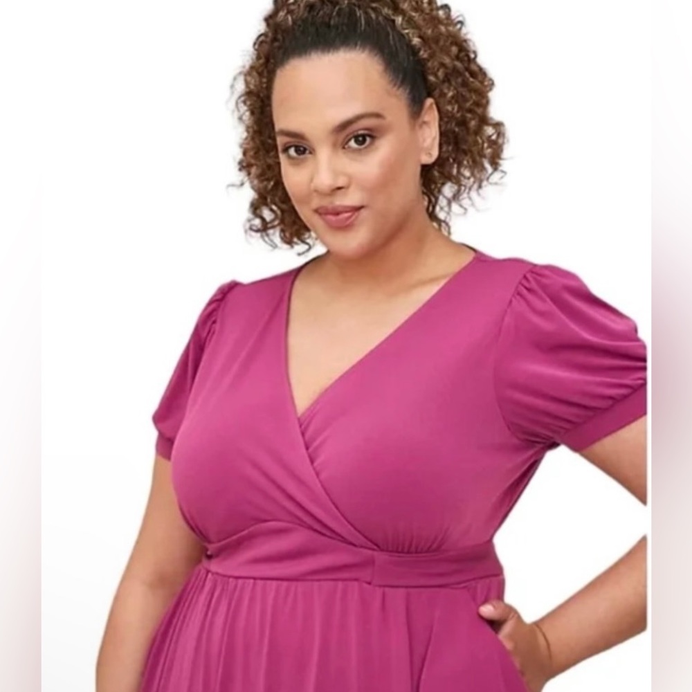 🔥 Torrid Mini Studio Knit Surplice Purple Dress size 4X size 26 with pocket NWT - Picture 3 of 7